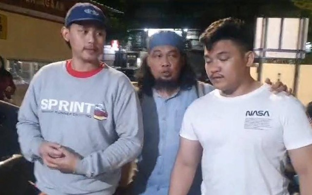 2 Pemuda di Makassar Beringas Keroyok Sepasang Kekasih, Korban Cewek Terkapar