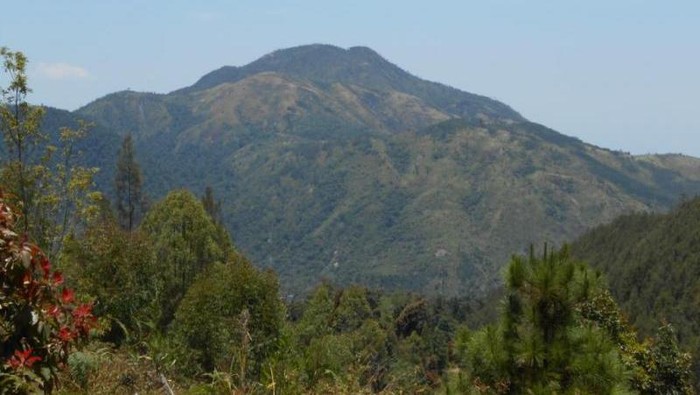 5 Fakta Mahasiswi Undip Tewas saat Mendaki Gunung Lawu