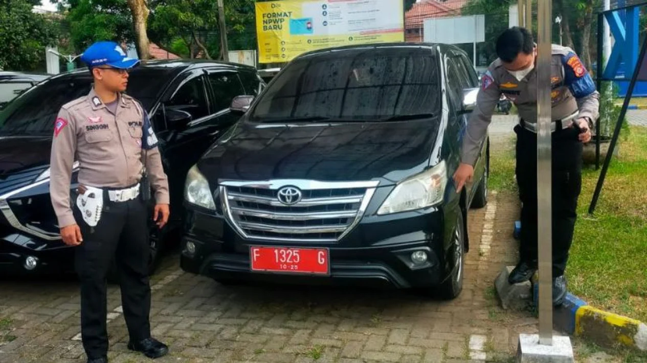 5 Fakta Mobil Pelat Merah di Bogor Diviralkan Tabrak Lari Pemotor