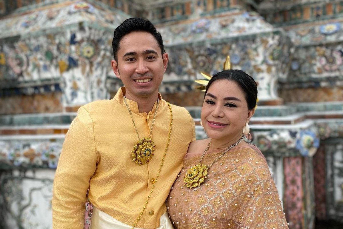 Anisa Bahar Diduga Pacaran dengan Anak Asuhnya, Usia Terpaut 19 Tahun