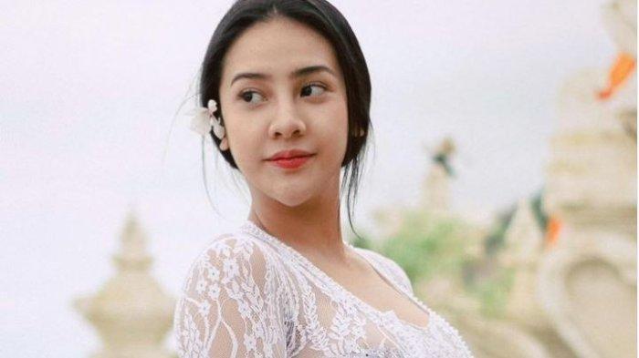 Anya Geraldine Sewot ke Luna Maya karena Dibilang Takut Nikah : Aku Sedang On the Way ke Situ