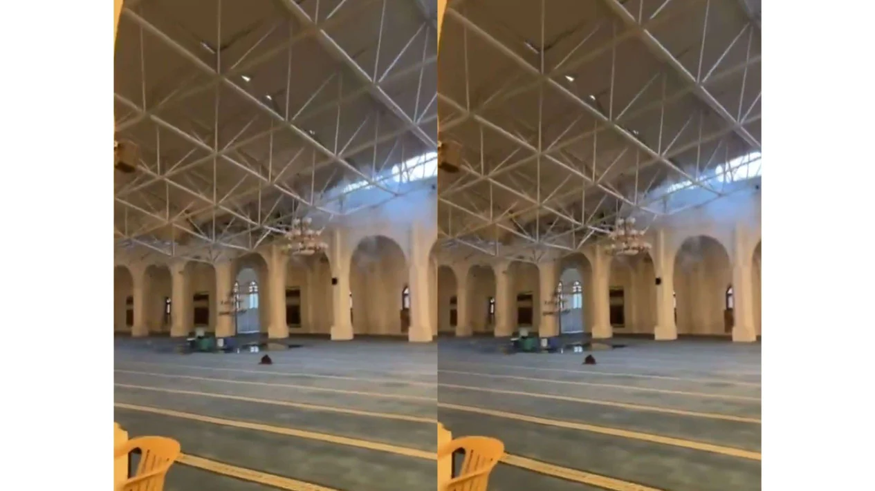 Atap Masjid Universitas Raja Fahd di Arab Saudi Roboh Gegara Hujan Deras