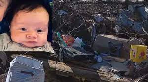 Bak Adegan Film, Bayi Ini Selamat dan Tersangkut di Pohon Tumbang Usai Tersapu Tornado