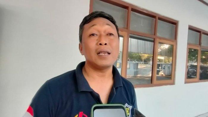Bawaslu Pelototi Penyelenggara Pemilu Anggota KPPS Salam 2 Jari