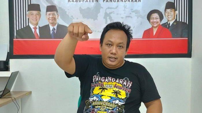 Bawaslu Pelototi Penyelenggara Pemilu Anggota KPPS Salam 2 Jari