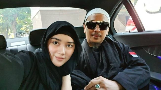 Bebi Silvana Labrak Mantan Istri Opick : Ambil Suamiku Suruh Dia Ceraikan Saya