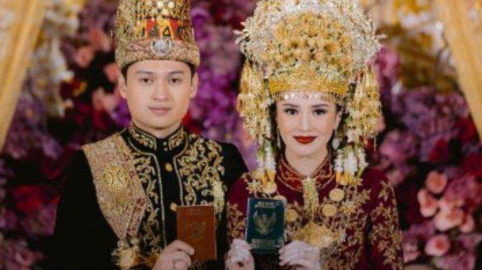 Beby Tsabina Resmi Menikah Dengan Rizki Natakusumah dengan Maskawin Logam Mulia 121 Mayam