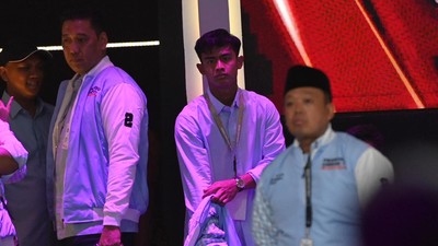 Bek Timnas Indonesia Pratama Arhan Hadiri Debat Capres di JCC