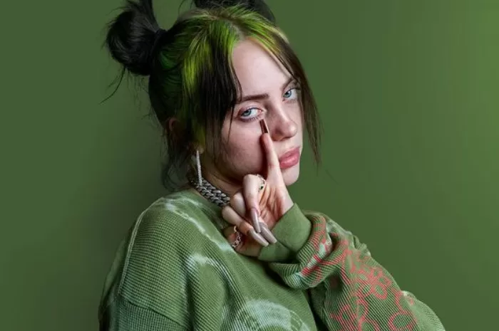 Billie Eilish Masukkan 114 Juta Followers Instagram ke Close Friend 