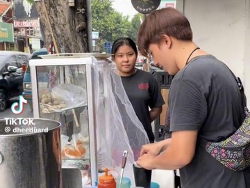 Bintang Sinetron Sidik Eduard Cerita Soal Pilihan Jualan Cilok Pilih Jadi Pedagang daripada Nganggur : Gue Nungguin Callingan Bisa 