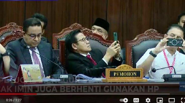 Cak Imin Malah Sibuk Main HP Saat Sidang MK, yang Kaya Gini Mau Jadi Pemimpin