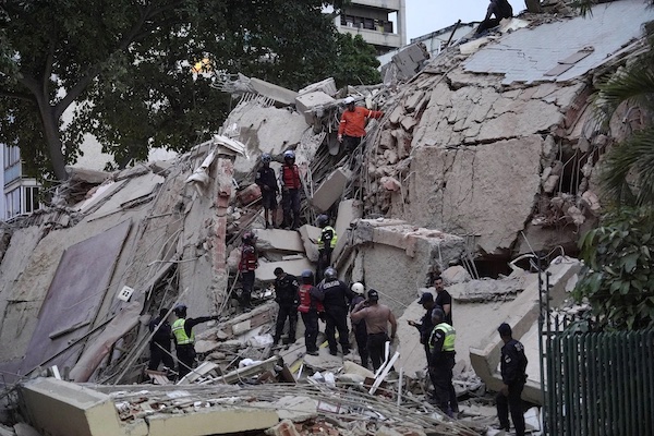 Caracas Diguncang Gempa Ganda, Sejumlah Bangunan Rusak dan Warga Mengungsi