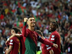 Cristiano Ronaldo Ucapkan Bismillah Sebelum Tendangan Bebas