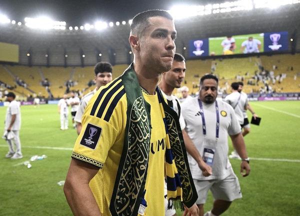 Cristiano Ronaldo di Tengah Krisis Arab Saudi, Serangan Houthi Guncang Ambisi Jadi Pusat Olahraga Dunia