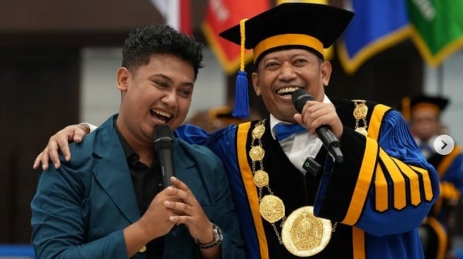 Danang Giri Sadewa Anak Siapa, Biodata Anak Rektor UNDIP yang Viral di TikTok