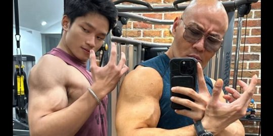 Deddy Corbuzier Raih Penghargaan Wajib Pajak dengan Kontribusi Terbesar