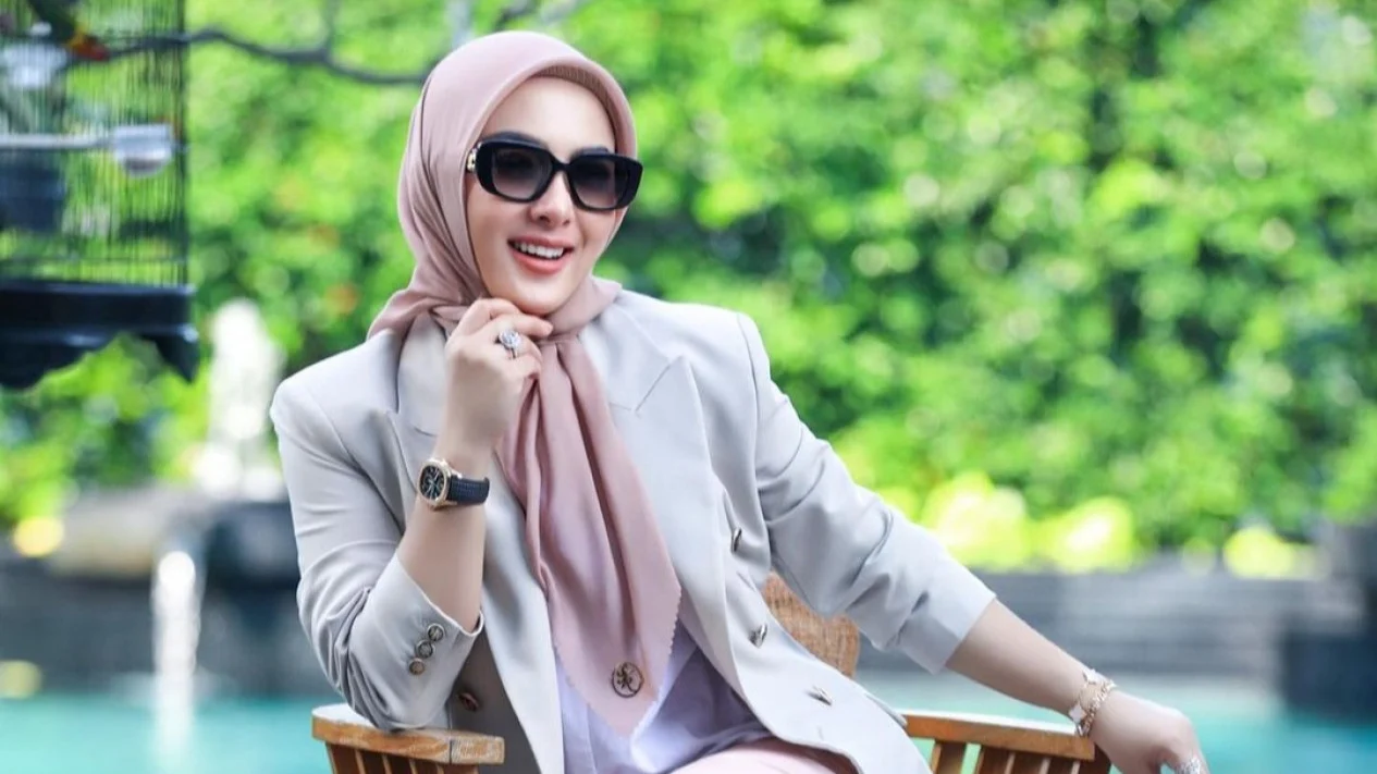 Dirindukan Penggemar, Syahrini Beri Jawaban Kocak Soal Peluang Comeback ke Dunia Hiburan