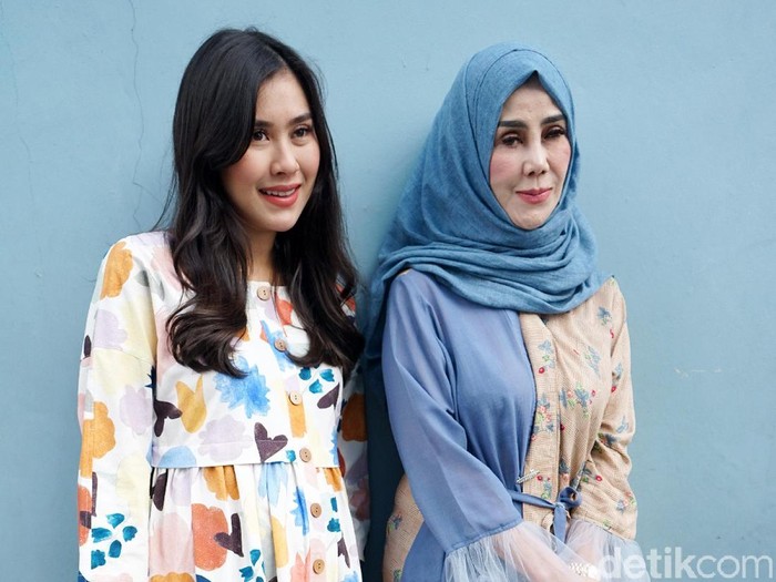 Doa Mama Amy untuk Syahnaz dan Jeje Govinda