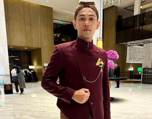 Fajar Alfian Kena Ledek Gara Gara Gagal Menang Best Dress di Gala Dinner BWF World Tour Finals 2023 : Padahal Bedaknya Udah Tebal