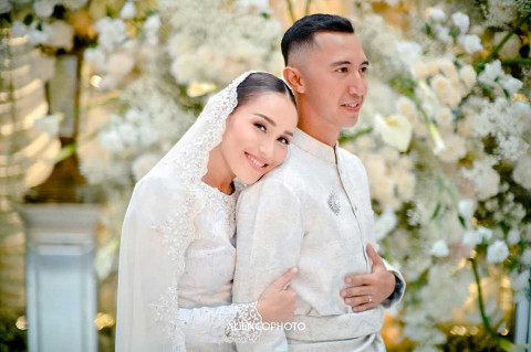 Foto Kebersamaan Dihapus, Ayu Ting Ting Diisukan Putus dengan Muhammad Fardhana