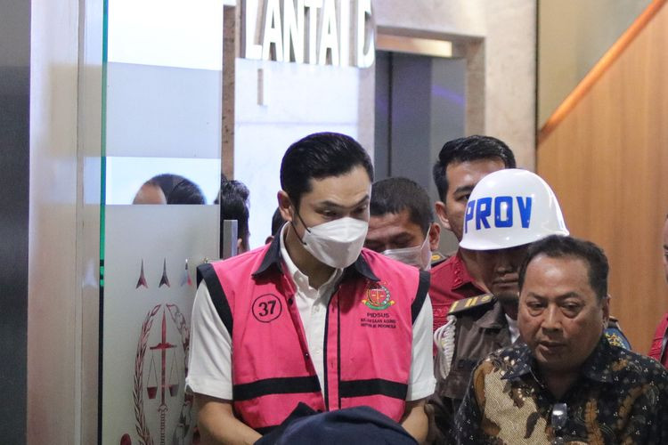 Harvey Moeis Diserahkan ke Kejari Jaksel, Suami Sandra Dewi Ditahan 20 Hari di Rutan Salemba