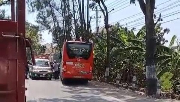 Heboh Bus Trans Jateng Halangi Ambulans di Sragen Begini Faktanya