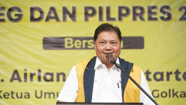 Heboh Mahfud MD Bilang Airlangga Dijatuhkan dari Kursi Ketum Golkar