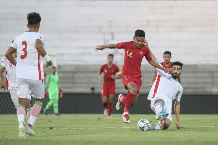 Iran Bongkar Alasan Main 10 Orang Lawan Indonesia di Akhir Babak 1