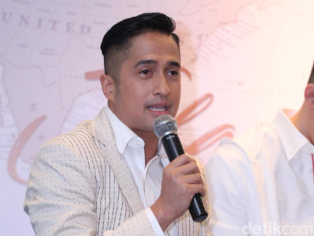 Irfan Hakim Kena Ghibah Gara gara Bercak Kuning di Seragam, Padahal Emang Susah Nyucinya Tau