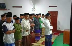 Jamaah Masjid Aolia Jogja Gelar Sholat Tarawih Malam Kemarin, Hari Ini Mulai Puasa