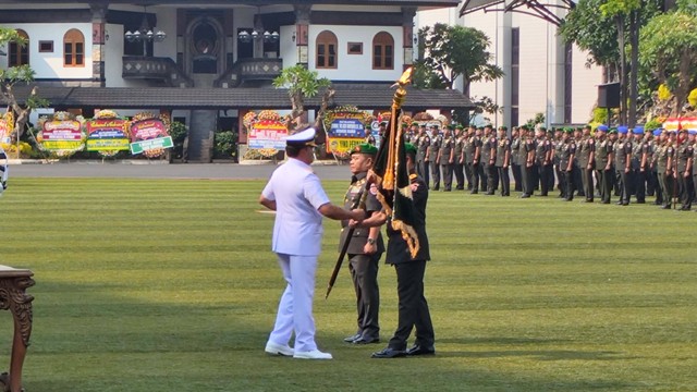 Jenderal Dudung Resmi Serahkan Jabatan KSAD ke Agus Subiyanto