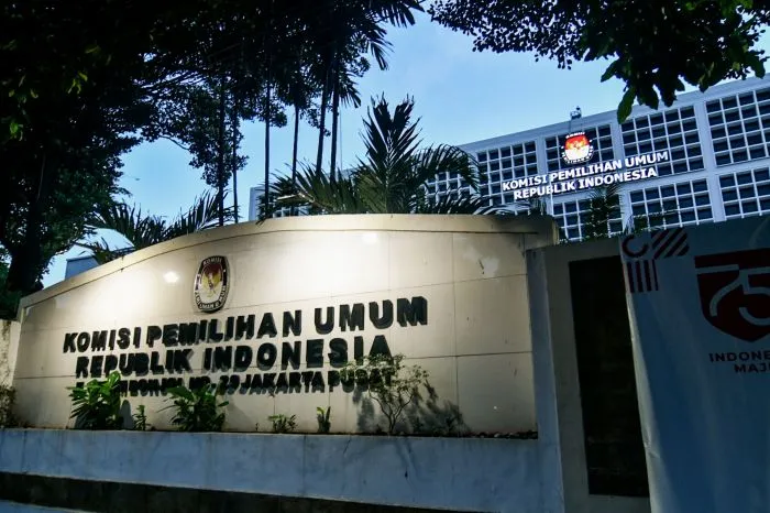 KPU Tetapkan Syarat Usia Minimal Calon Gubernur 30 Tahun