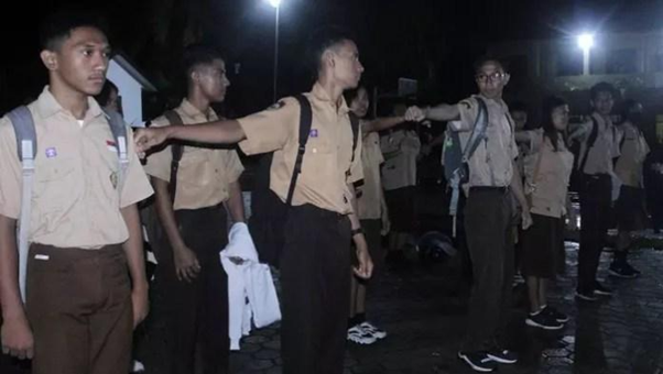 Kebijakan Siswa Masuk Sekolah Jam 05.00 Berpotensi Rusak Mental Siswa