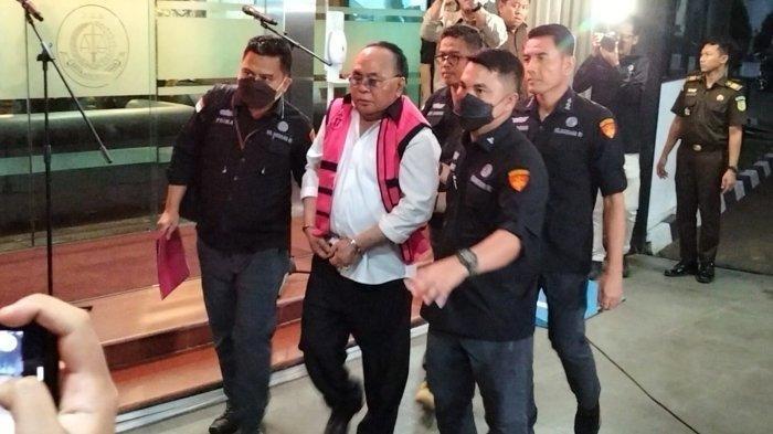 Kejagung Tetapkan Anggota DPR Ismail Thomas Tersangka Langsung Ditahan