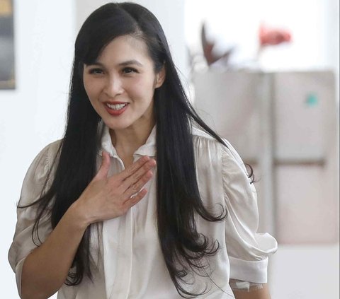 Kejaksaan Agung Periksa Sandra Dewi, Dalami Rekening yang Terlibat Korupsi Harvey Moeis