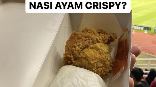 Keluhkan Harga Mahal Nasi Ayam Krispy Piala Dunia U17 2023 di Stadion Bung Tomo