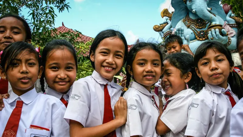 Kemendikbud Ristek Bantah Ada Aturan Seragam Sekolah Baru 2024 