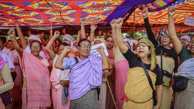 Kronologi Kerusuhan India hingga Perempuan Diarak Bugil dan Diperkosa