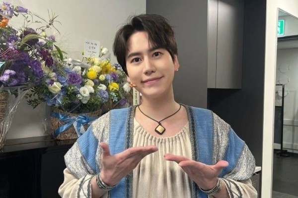 Kyuhyun Super Junior Terluka Akibat Serangan dengan Pisau di Backstage Musikal