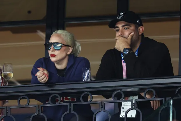 Lady Gaga Resmi Bertunangan dengan Michael Polansky