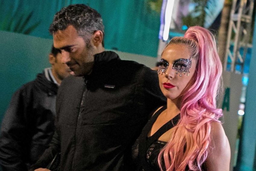 Lady Gaga Resmi Bertunangan dengan Michael Polansky