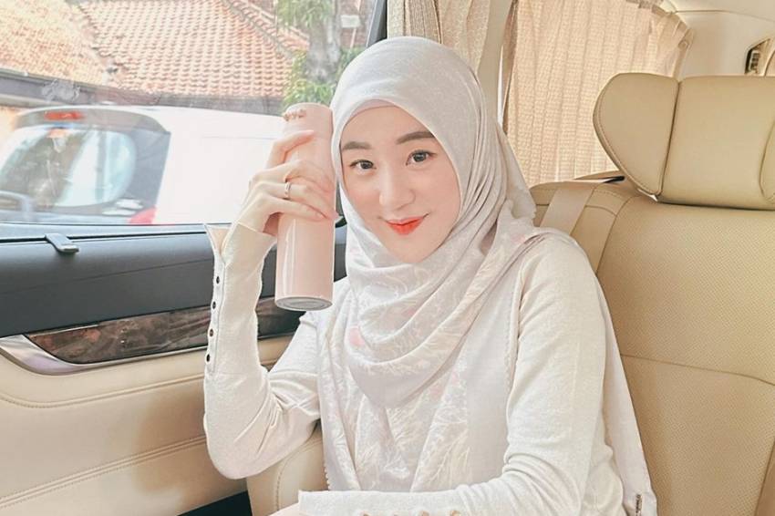 Larissa Chou Umumkan Hamil Anak Perempuan di Usia Kandungan 5 Bulan