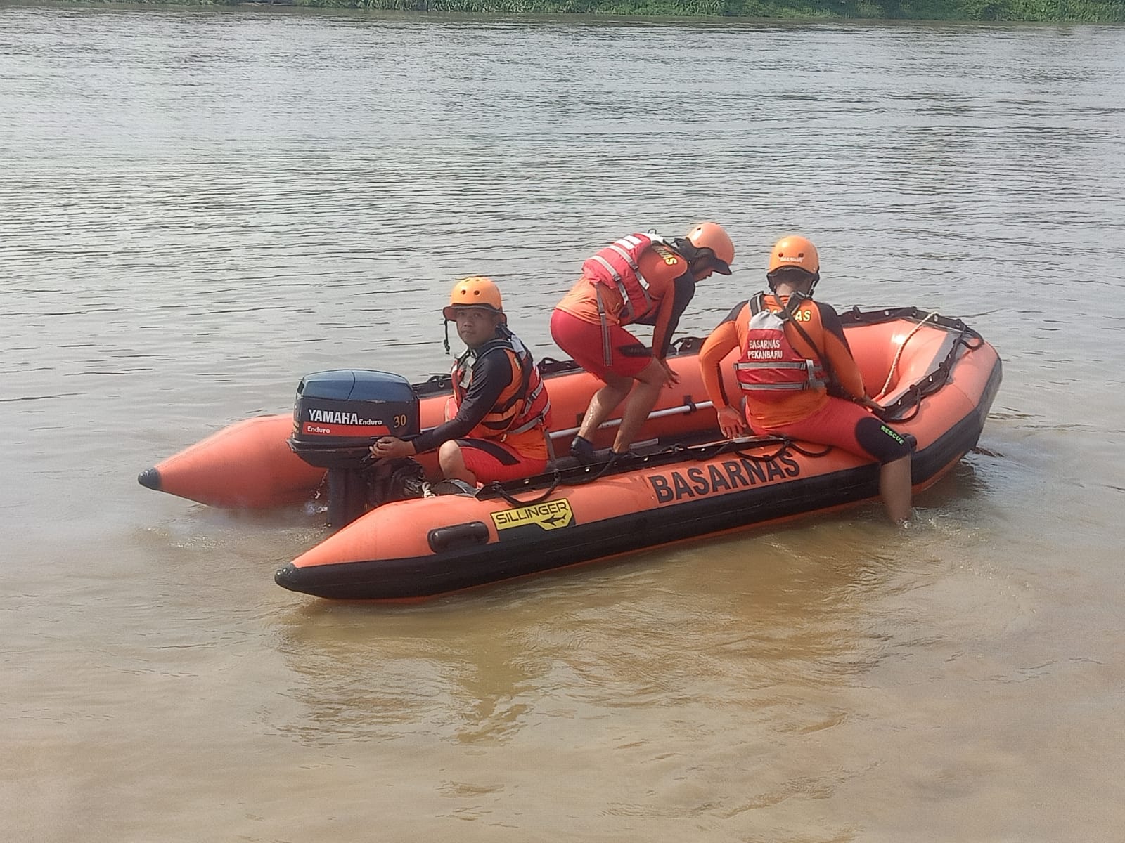 Mahasiswa di Riau Tenggelam Usai Disuruh Senior Mandi dengan Mata Tertutup