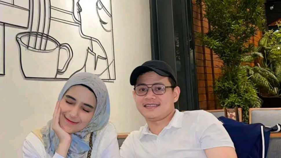 Mantan Istri Rizki DA Pamer Foto Berduaan dengan Adik Ipar Larissa Chou 