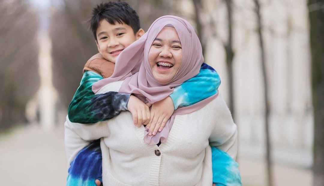 Mbak Lala Dapat Silver Play Button dari YouTube, Ungkap Ada Jasa Rafathar Malik Ahmad