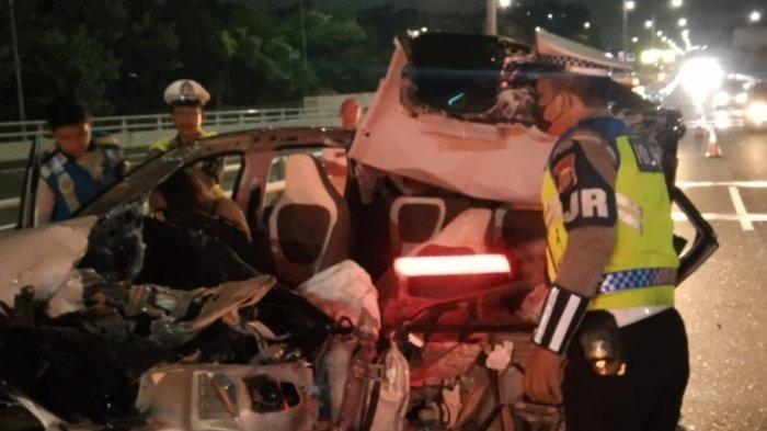 Mobil Listrik Binguo EV Kecelakaan Parah sampai Atap Terlepas, Pengemudi Selamat