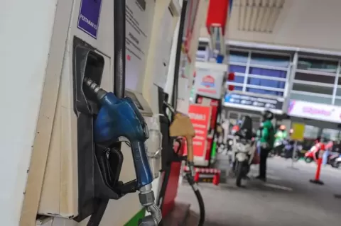 Mobil Tancap Gas Ogah Bayar Bensin di Jaktim, Petugas SPBU Terseret