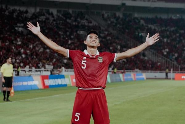 Momen Kapten Timnas Indonesia U 23 Rizky Ridho Jadi Imam Sholat Sebelum Pertandingan Piala Asia 2024