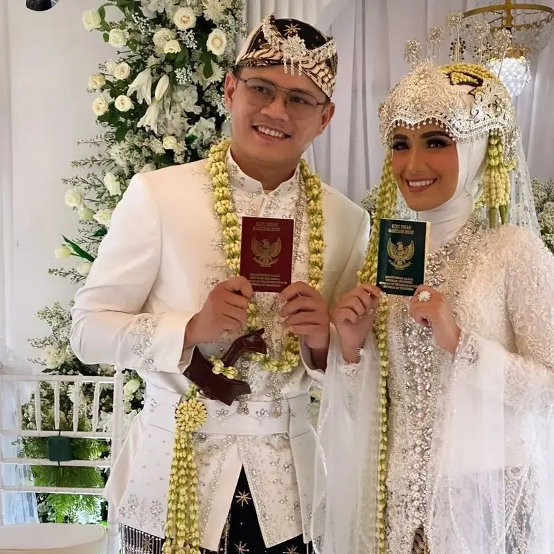 Nadya Mustika Rahayu Nikah dengan Iqbal Rosadi Tanpa Mengundang Ibu Kandung