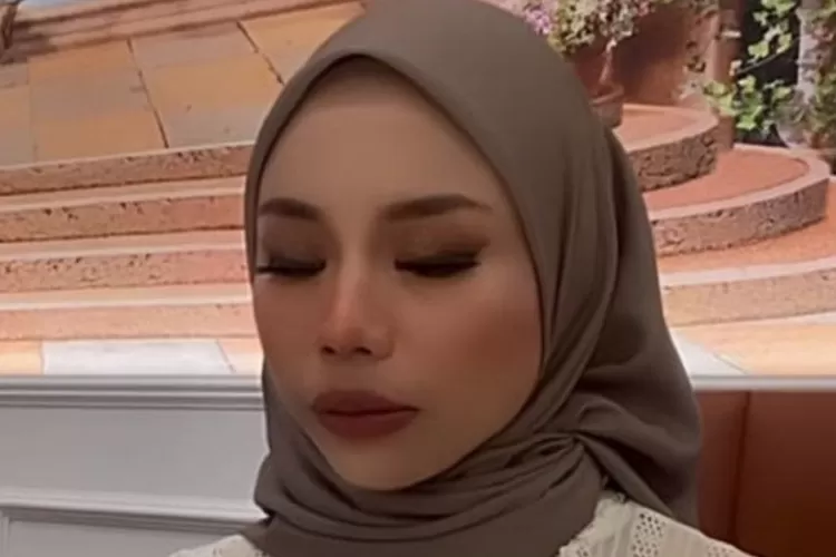 Nadzirah Ridzuan Bawa Lamborghini ke Kampus Ngaku Bukan Pamer, Dia Bilang Semua Dijadikan Video Gaya Hidup